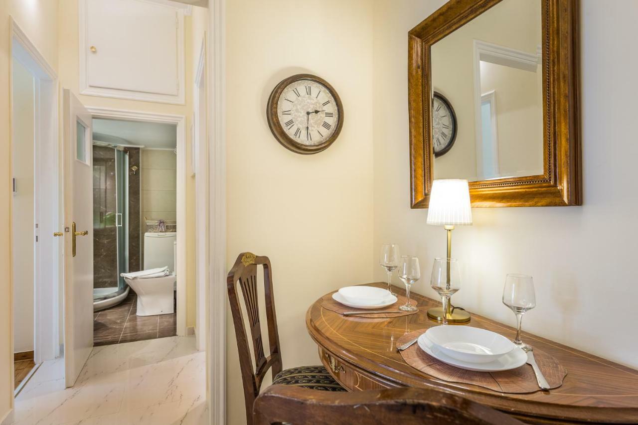 Chic Flat In Kolonaki Next To American Embassy 아테네 외부 사진