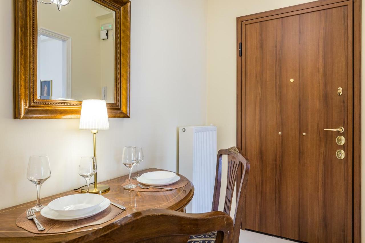 Chic Flat In Kolonaki Next To American Embassy 아테네 외부 사진